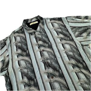 Tommy Bahama Silk Shirt Mens XL Gray Floral Beach Hawaiian Tropical Short Sleeve